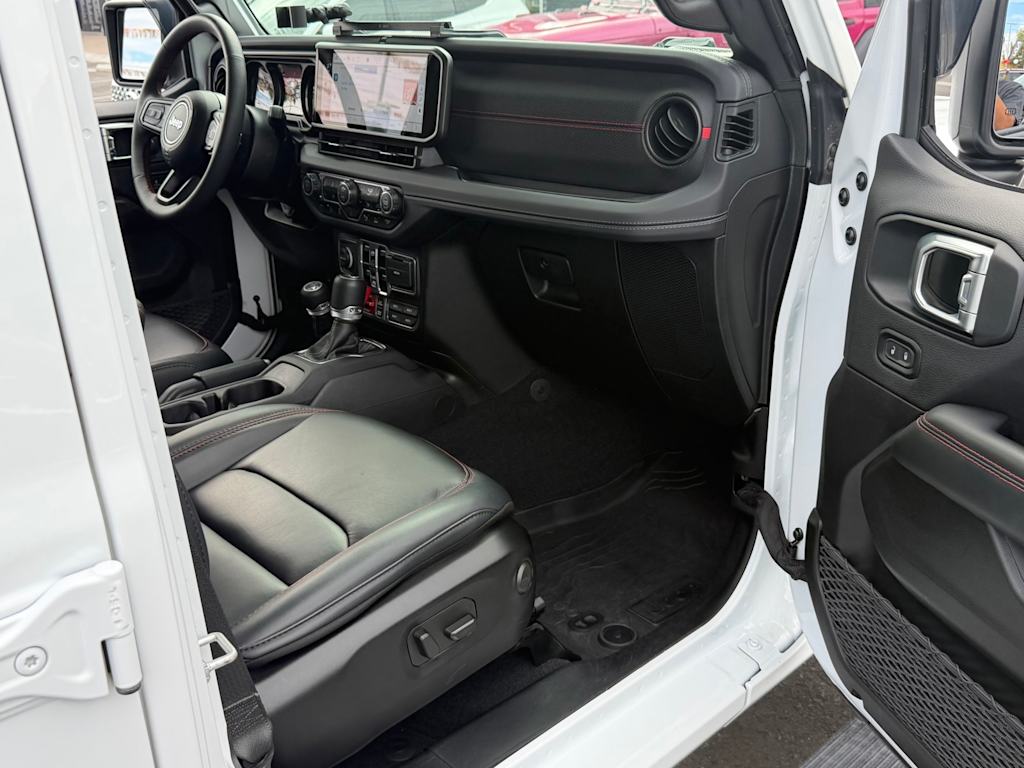 Thumbnail: 2024 Jeep Wrangler - 9