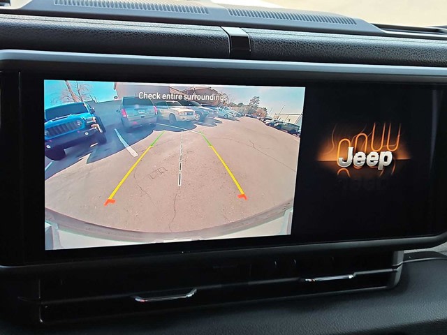 Thumbnail: 2024 Jeep Wrangler - 31