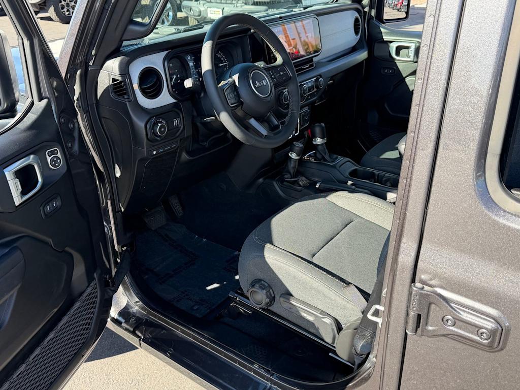 Thumbnail: 2024 Jeep Wrangler - 8