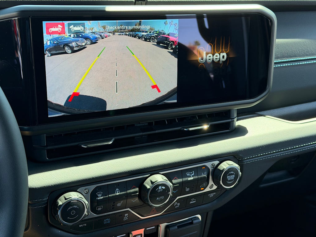 Thumbnail: 2024 Jeep Wrangler - 27