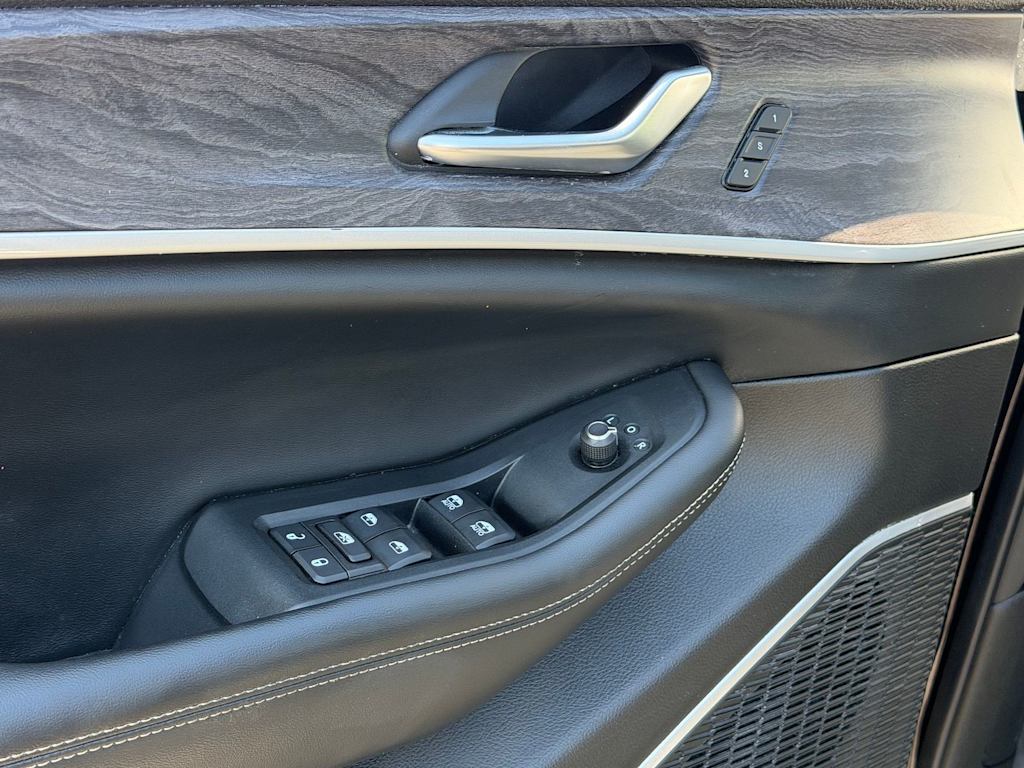 Thumbnail: 2022 Jeep Grand Cherokee - 20