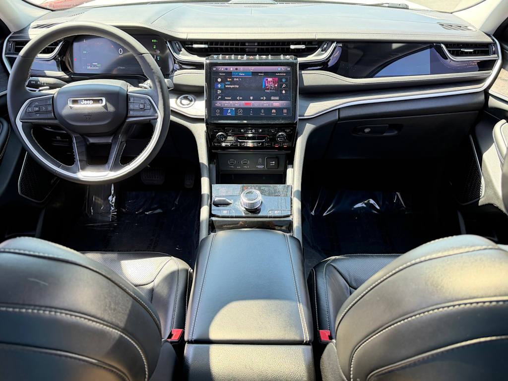 Thumbnail: 2022 Jeep Grand Cherokee - 2