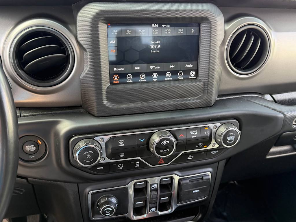 Thumbnail: 2022 Jeep Gladiator - 26