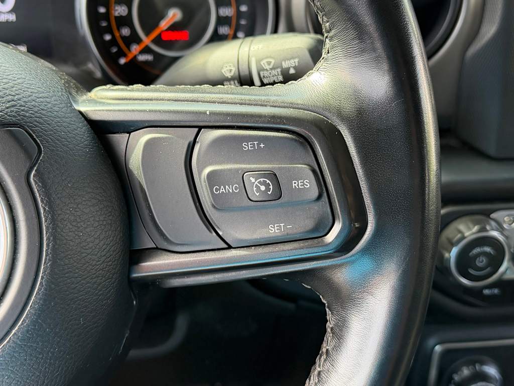 Thumbnail: 2022 Jeep Gladiator - 24