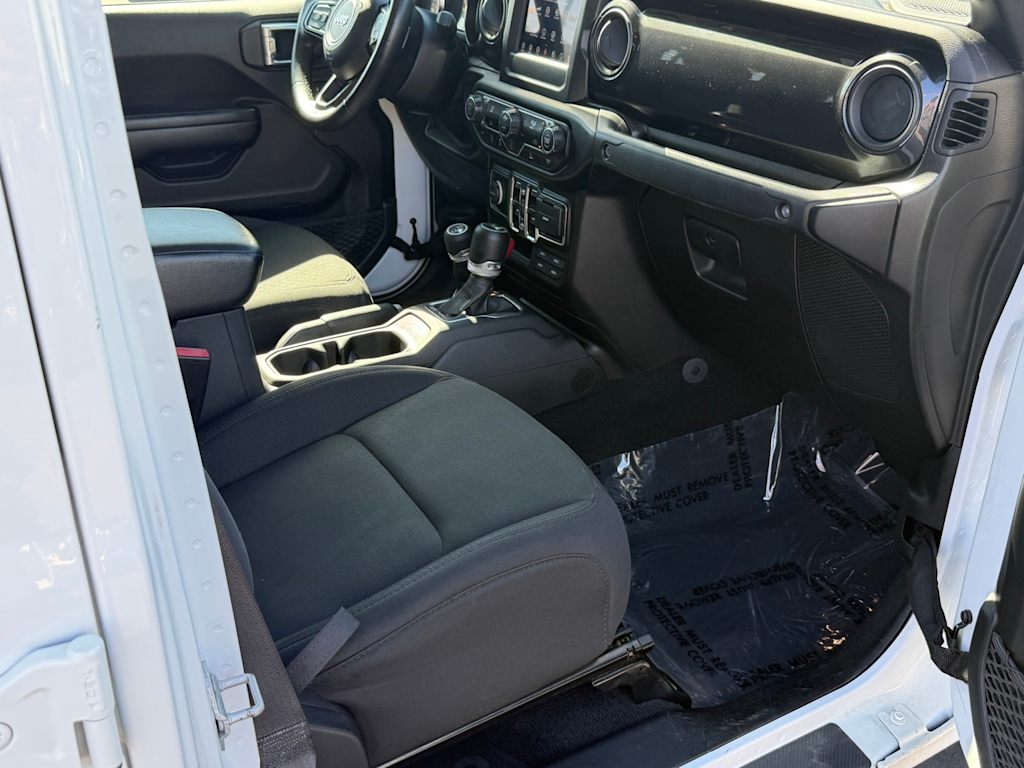 Thumbnail: 2021 Jeep Gladiator - 29