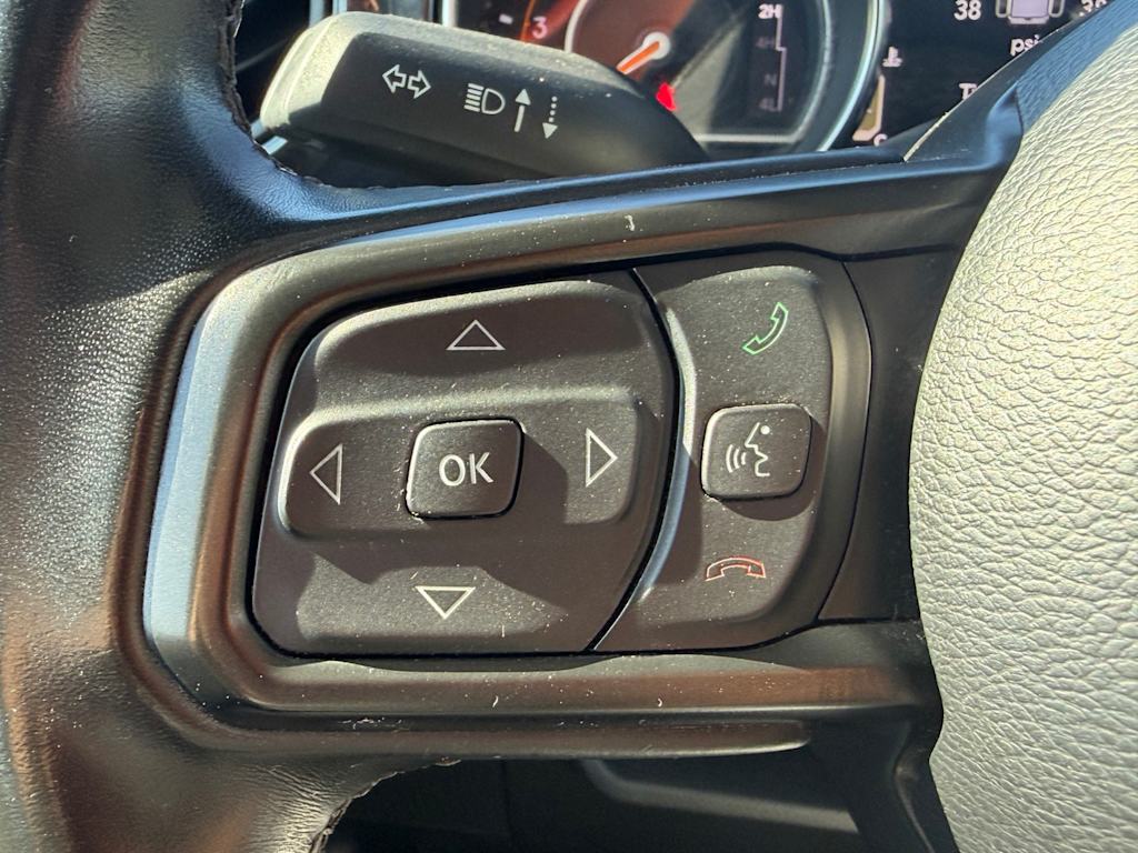 Thumbnail: 2021 Jeep Gladiator - 22