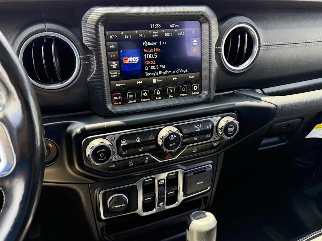 Thumbnail: 2022 Jeep Gladiator - 26