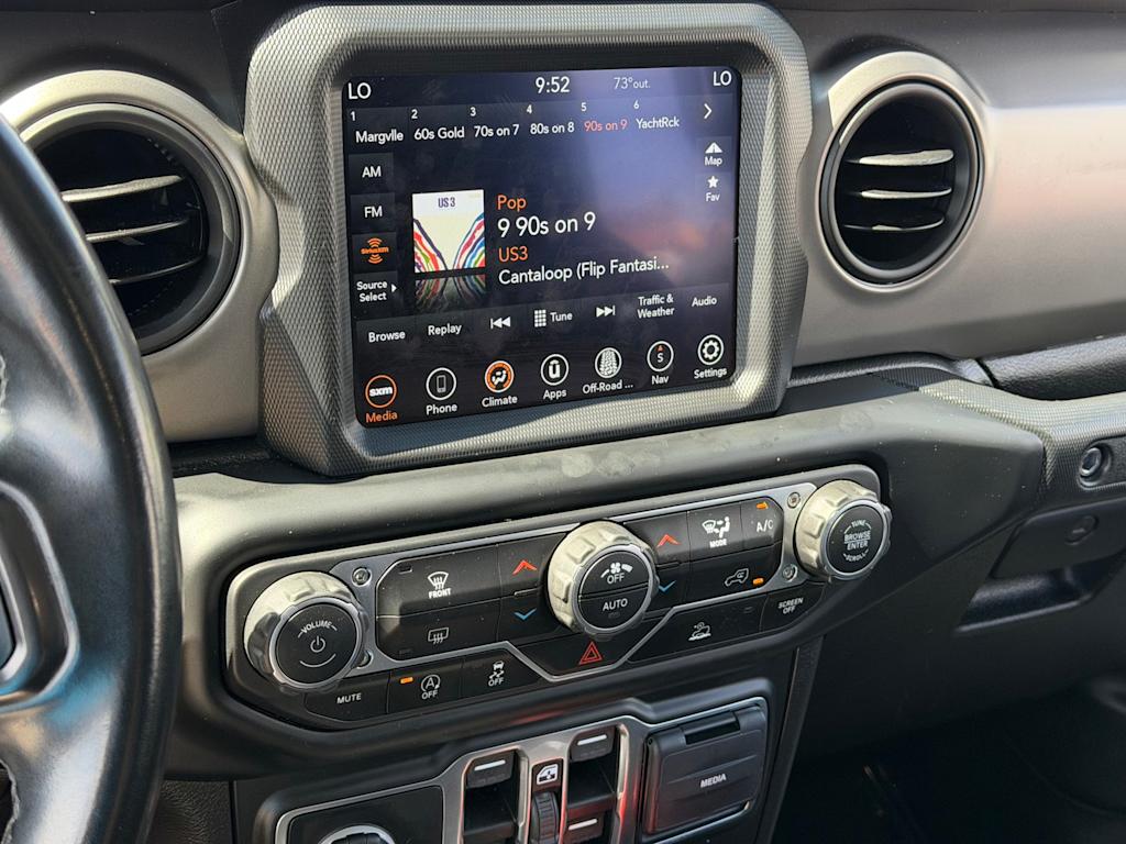 Thumbnail: 2021 Jeep Gladiator - 32