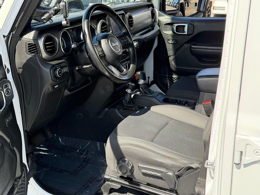 Thumbnail: 2021 Jeep Gladiator - 10