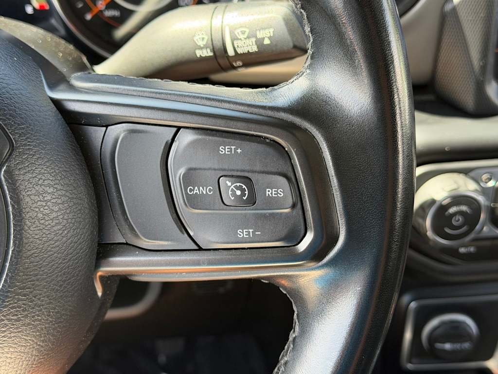 Thumbnail: 2021 Jeep Gladiator - 30