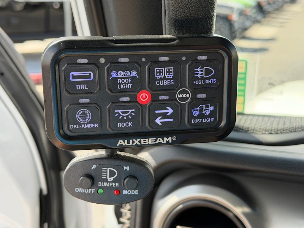 Thumbnail: 2021 Jeep Gladiator - 13