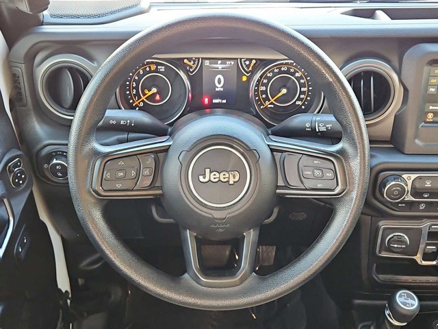 Thumbnail: 2023 Jeep Gladiator - 14