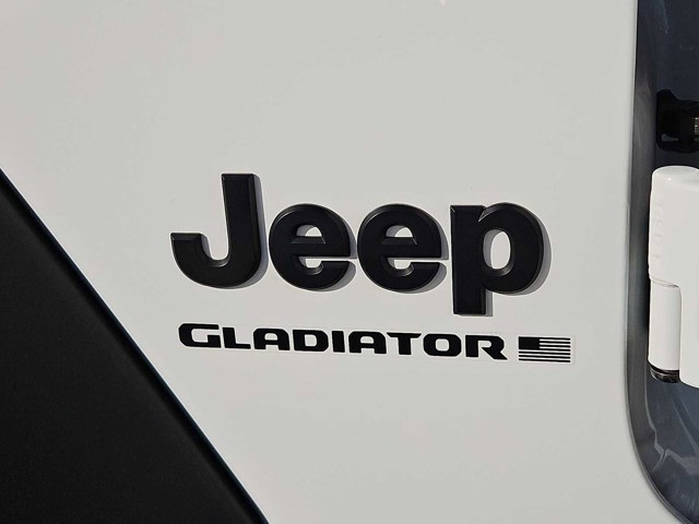 Thumbnail: 2023 Jeep Gladiator - 7
