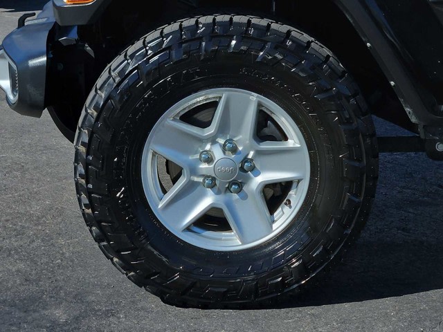Thumbnail: 2022 Jeep Gladiator - 8