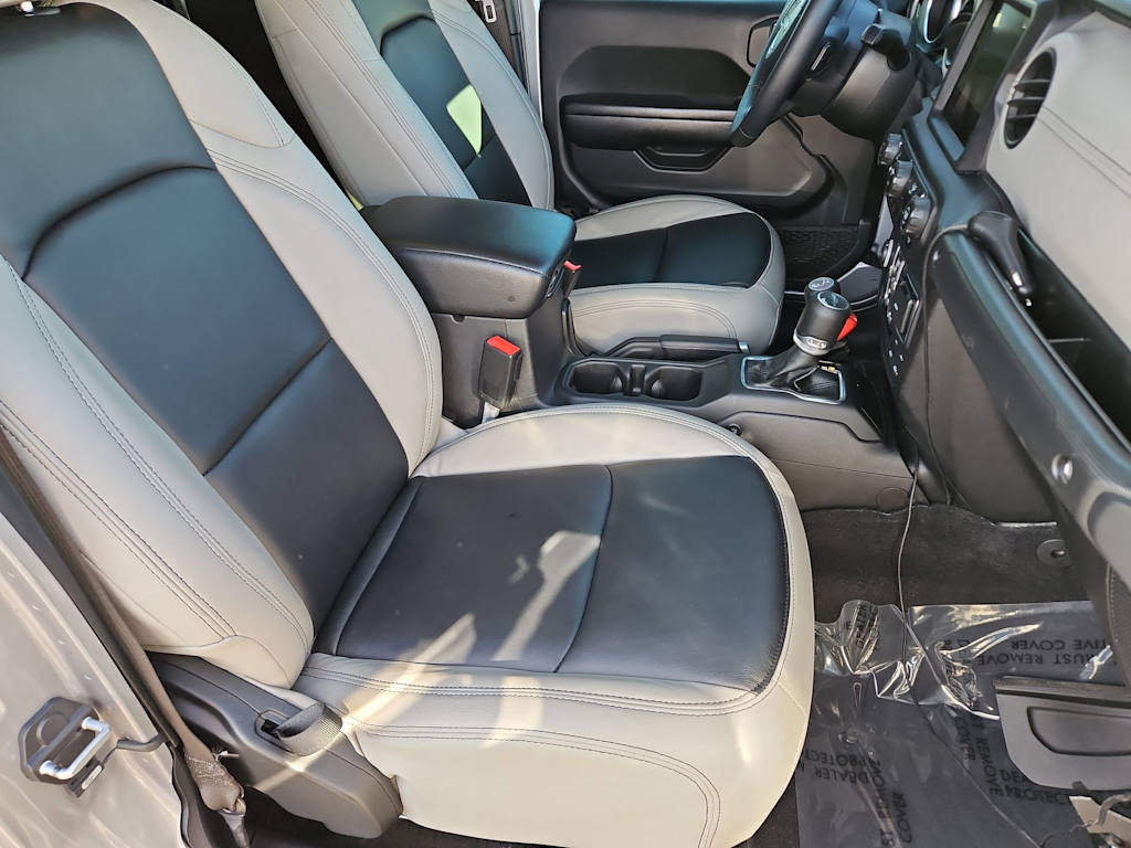 Thumbnail: 2021 Jeep Gladiator - 26