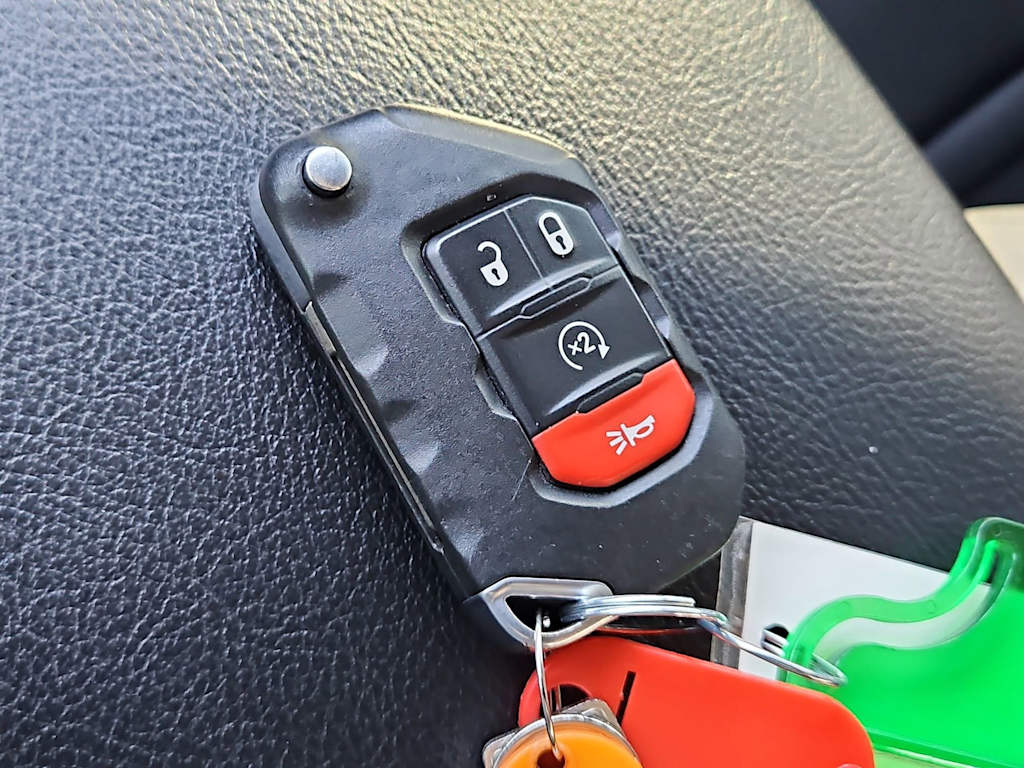 Thumbnail: 2021 Jeep Gladiator - 19