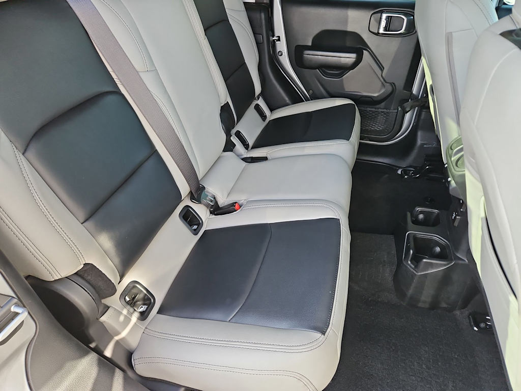 Thumbnail: 2021 Jeep Gladiator - 11