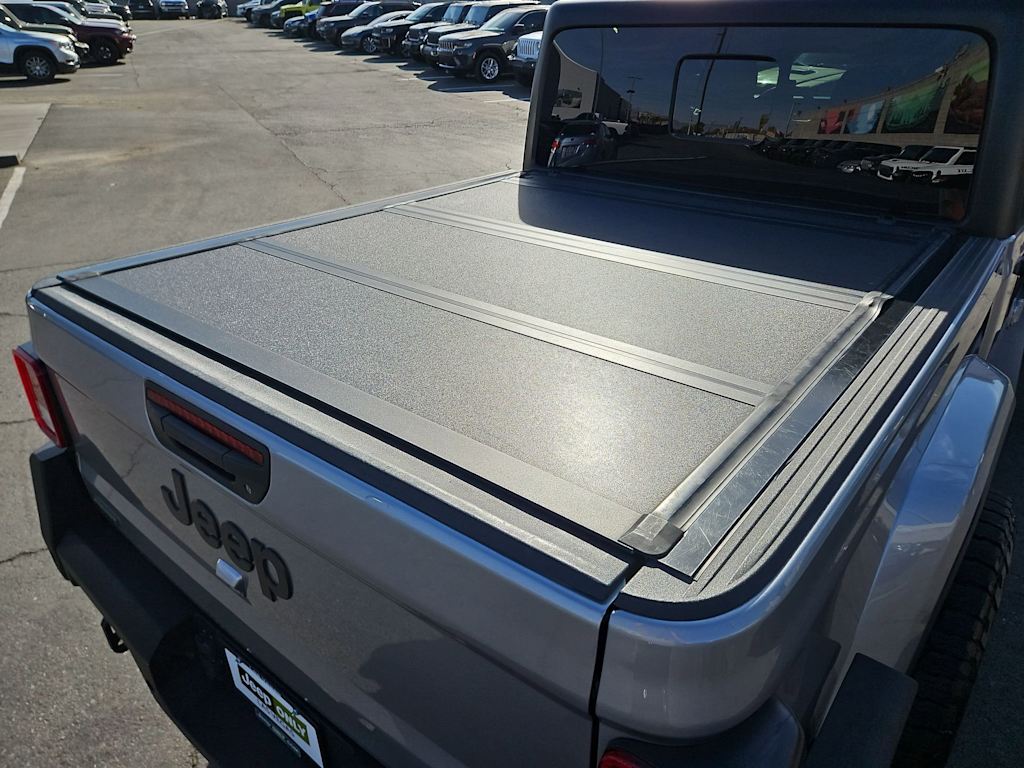 Thumbnail: 2021 Jeep Gladiator - 36