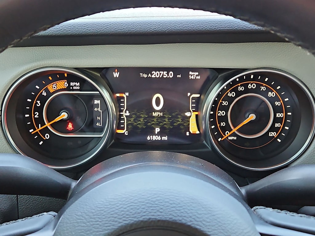 Thumbnail: 2021 Jeep Gladiator - 17