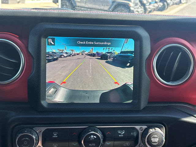 Thumbnail: 2022 Jeep Gladiator - 16
