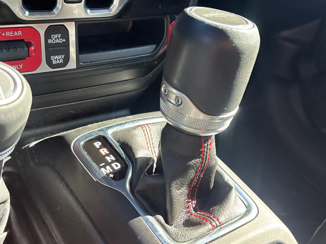 Thumbnail: 2022 Jeep Gladiator - 17