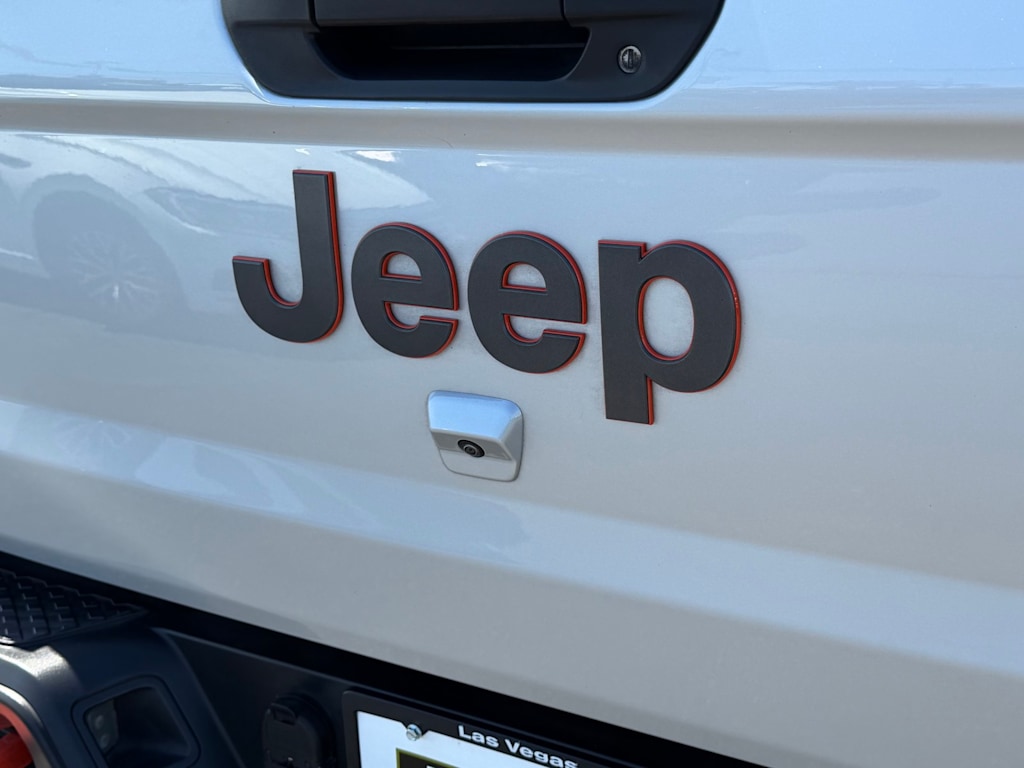 Thumbnail: 2022 Jeep Gladiator - 7