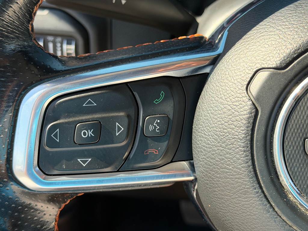 Thumbnail: 2021 Jeep Gladiator - 25