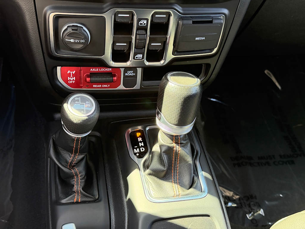 Thumbnail: 2022 Jeep Gladiator - 14