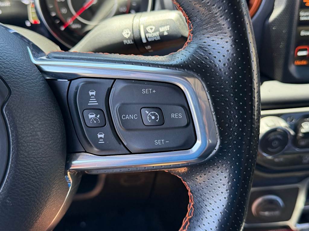 Thumbnail: 2021 Jeep Gladiator - 25