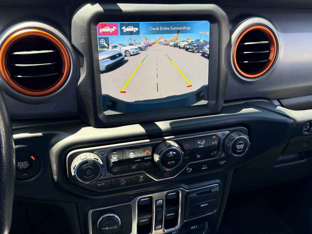Thumbnail: 2021 Jeep Gladiator - 26