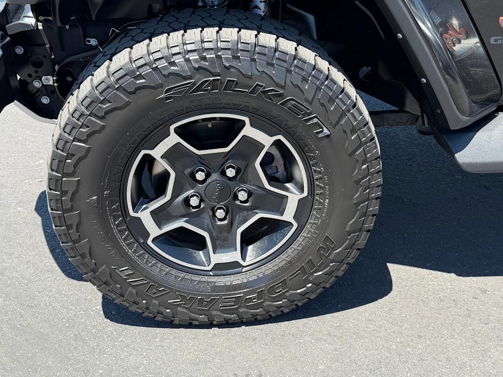 Thumbnail: 2021 Jeep Gladiator - 8