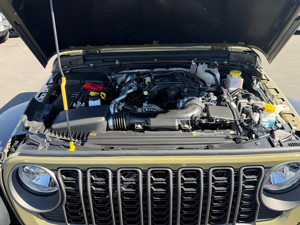 Thumbnail: 2025 Jeep Gladiator - 8