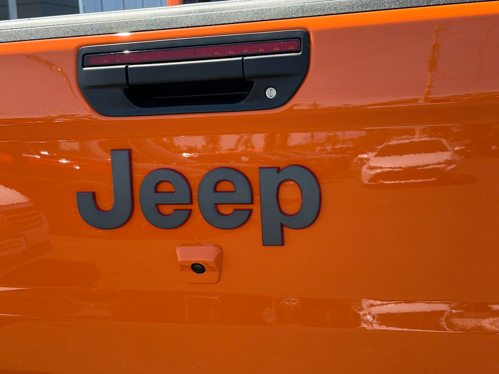 Thumbnail: 2025 Jeep Gladiator - 6