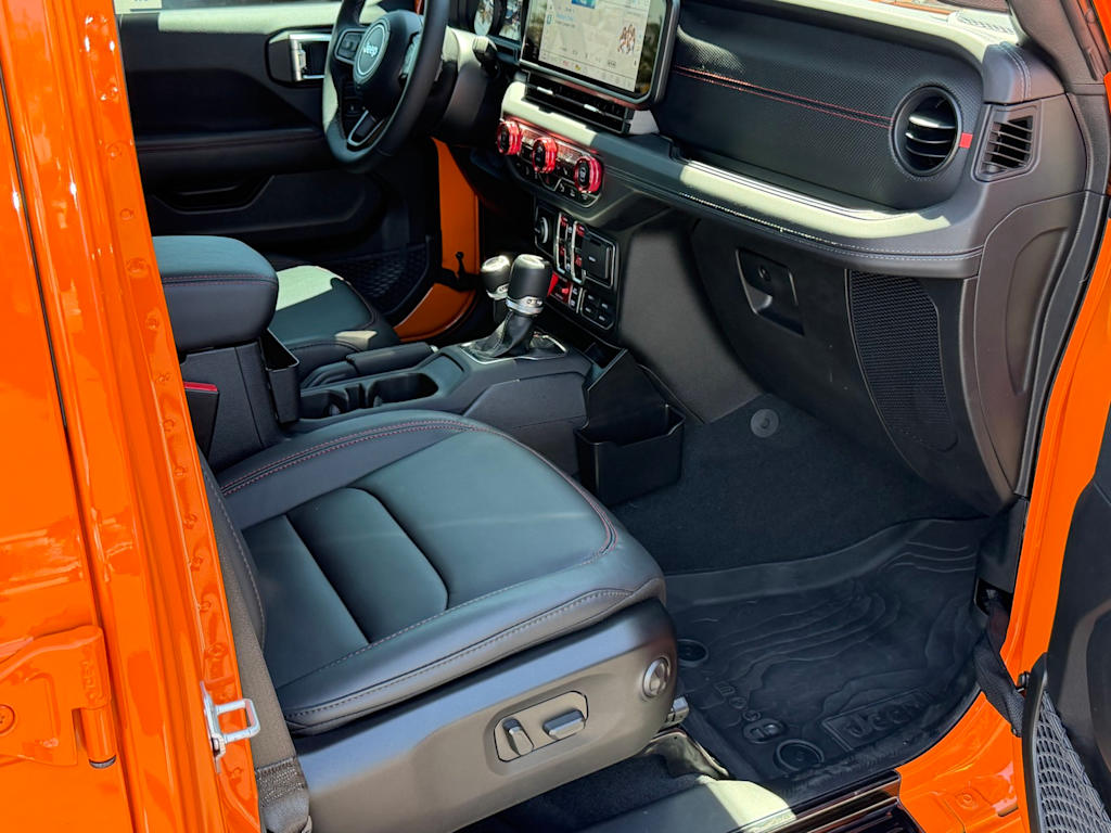 Thumbnail: 2025 Jeep Gladiator - 31