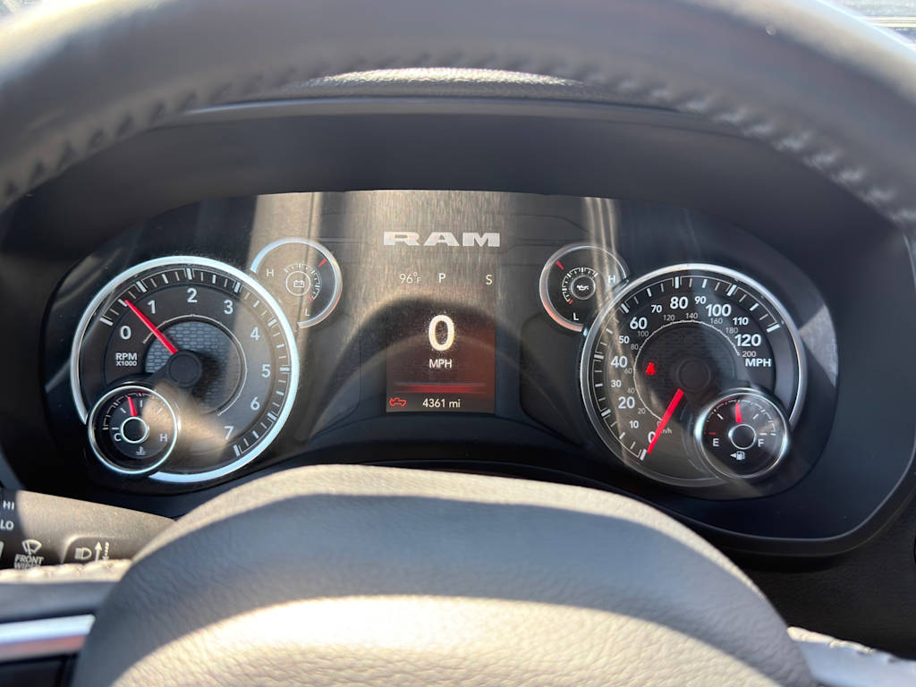 Thumbnail: 2024 RAM 1500 - 13