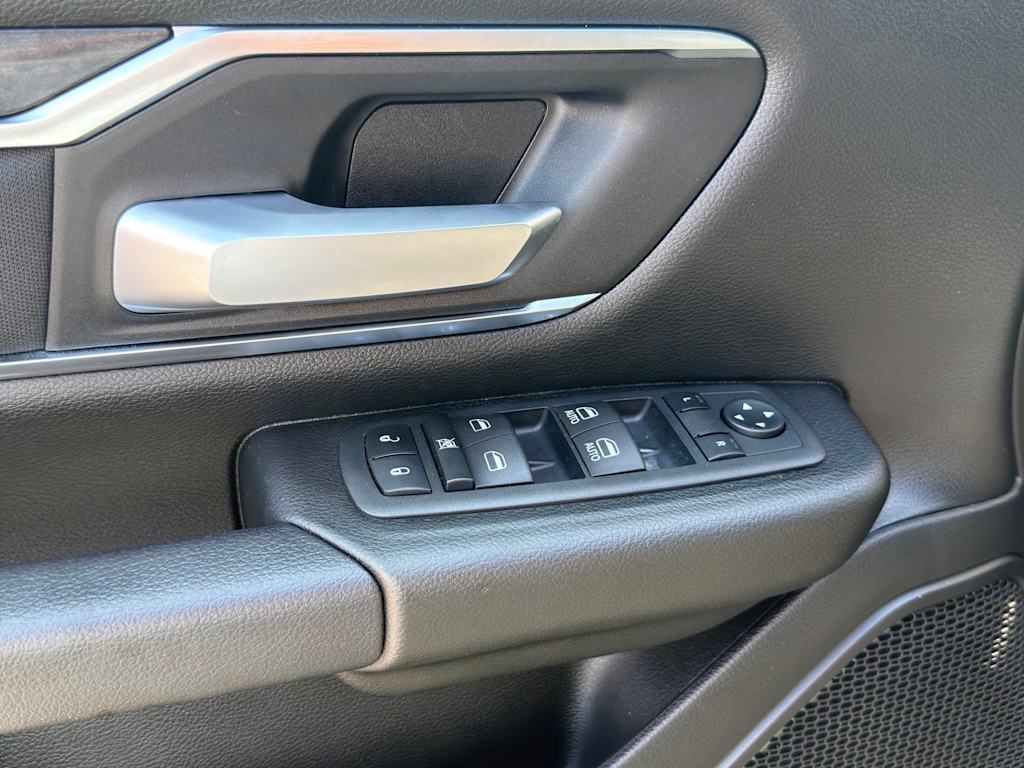 Thumbnail: 2024 RAM 1500 - 19