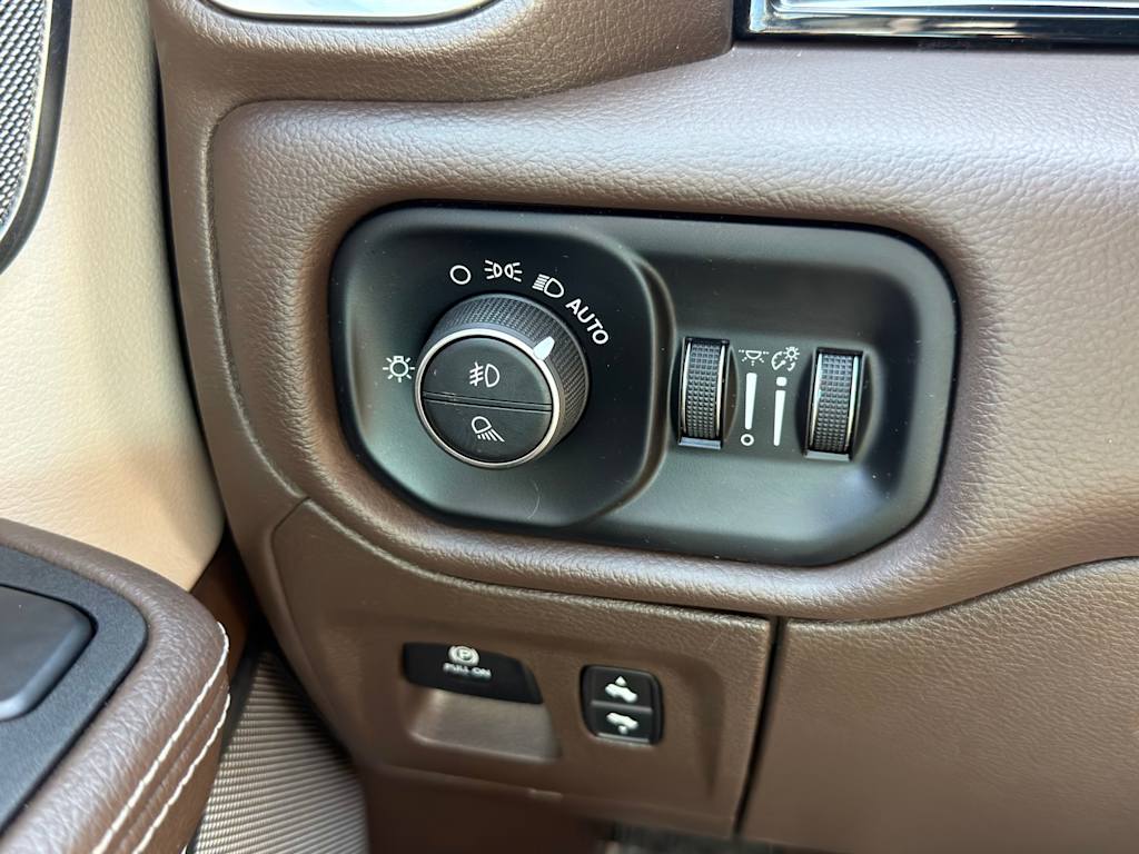 Thumbnail: 2025 RAM 1500 - 20
