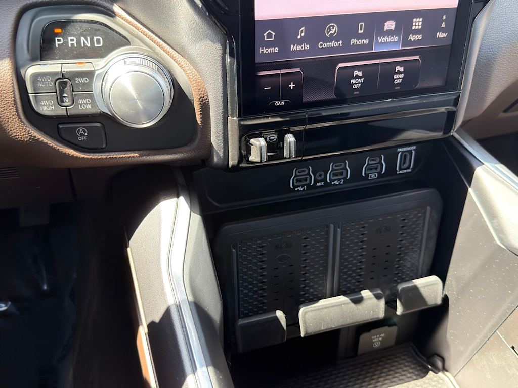 Thumbnail: 2025 RAM 1500 - 23