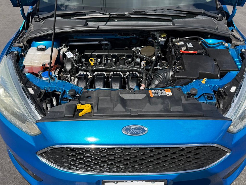Thumbnail: 2016 Ford Focus - 9