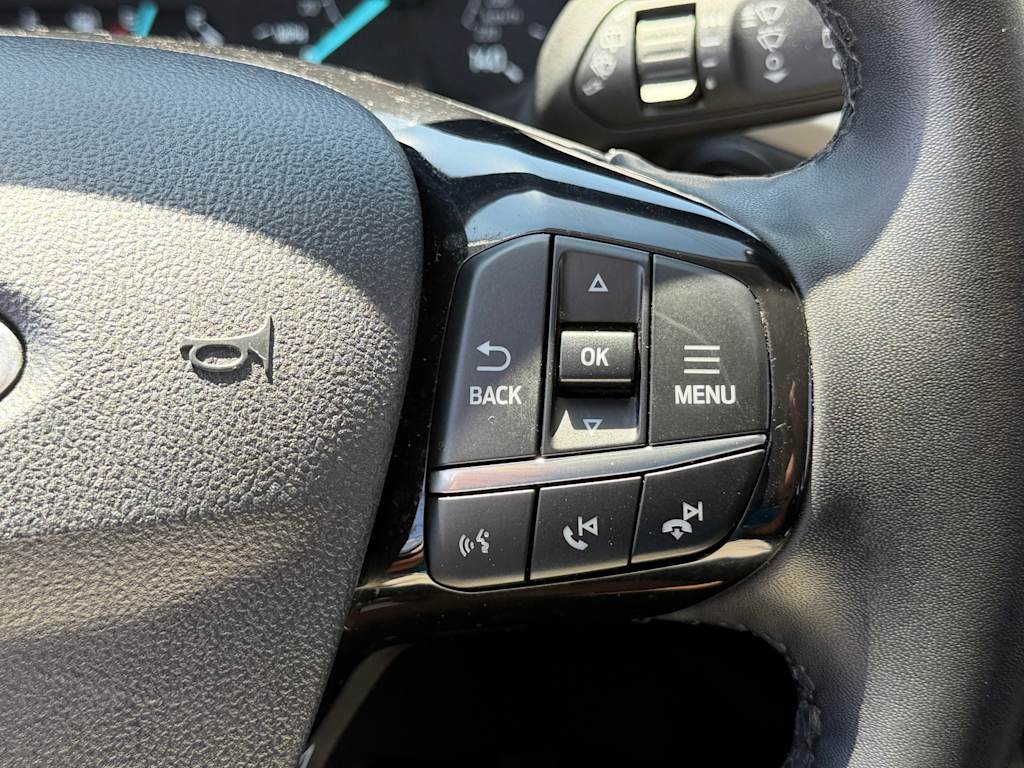 Thumbnail: 2022 Ford Escape - 25