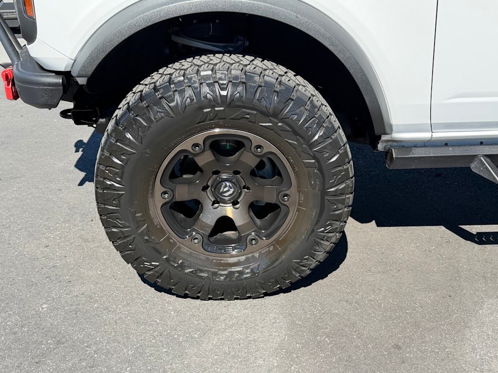 Thumbnail: 2022 Ford Bronco - 7