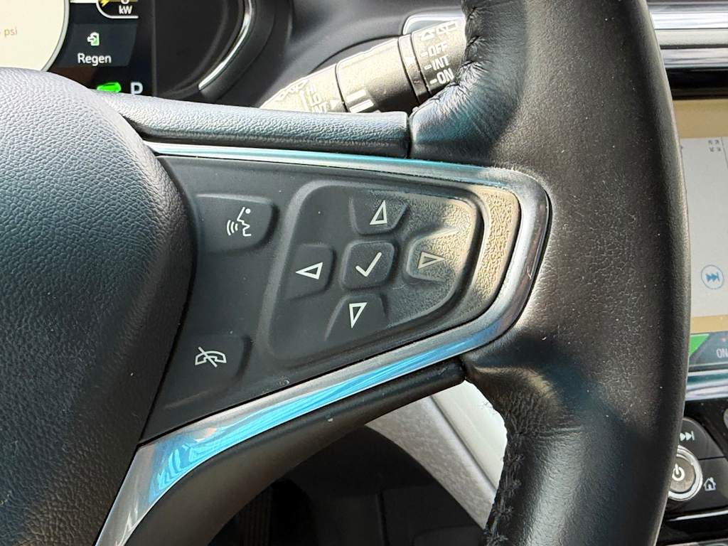 Thumbnail: 2020 Chevrolet Bolt EV - 22
