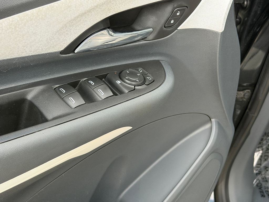 Thumbnail: 2020 Chevrolet Bolt EV - 19