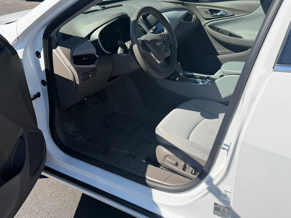 Thumbnail: 2020 Chevrolet Malibu - 22
