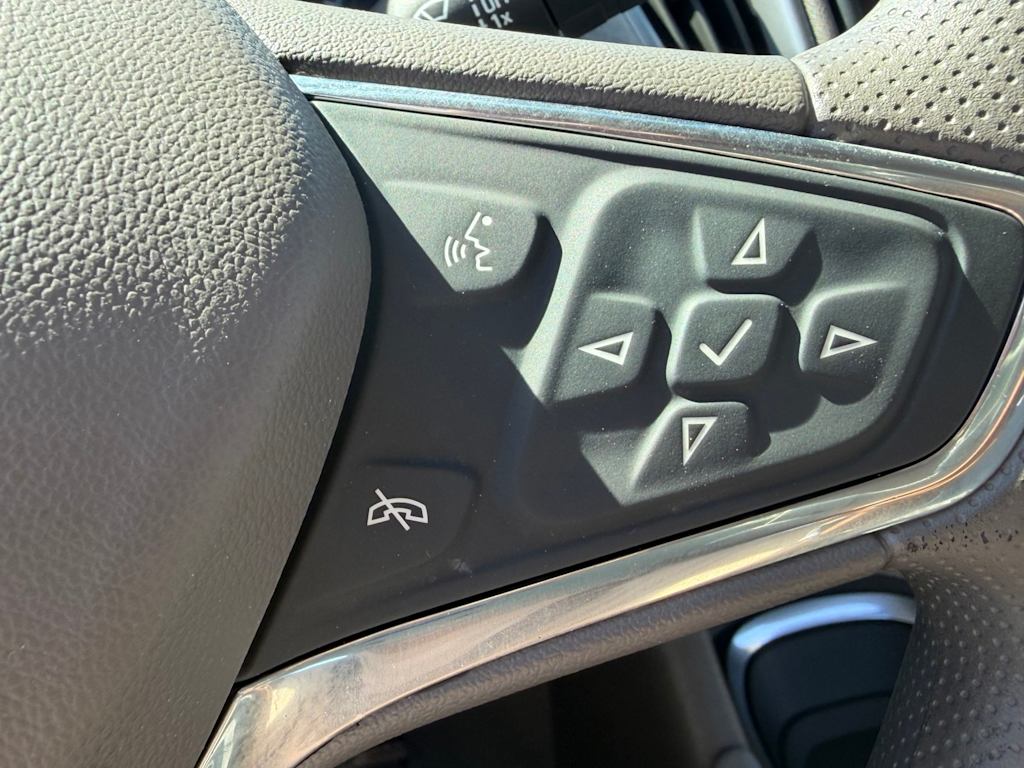 Thumbnail: 2020 Chevrolet Malibu - 26