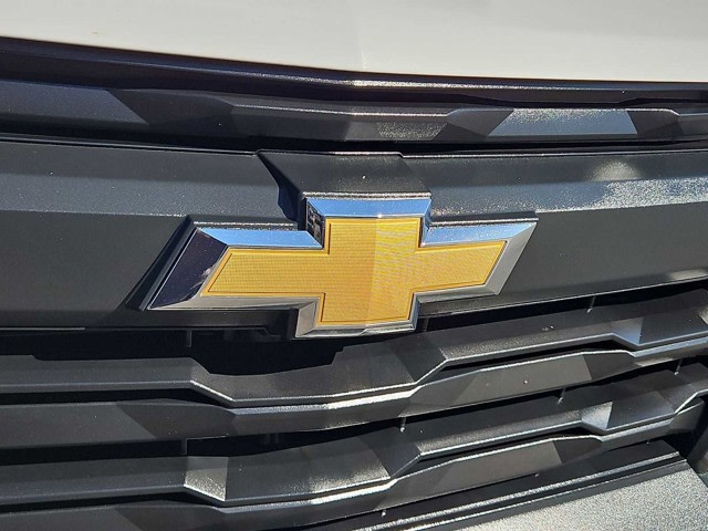Thumbnail: 2023 Chevrolet Colorado - 7