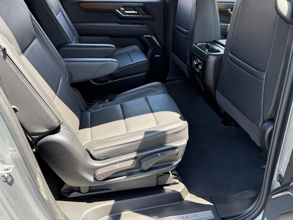 Thumbnail: 2025 GMC Yukon XL - 48