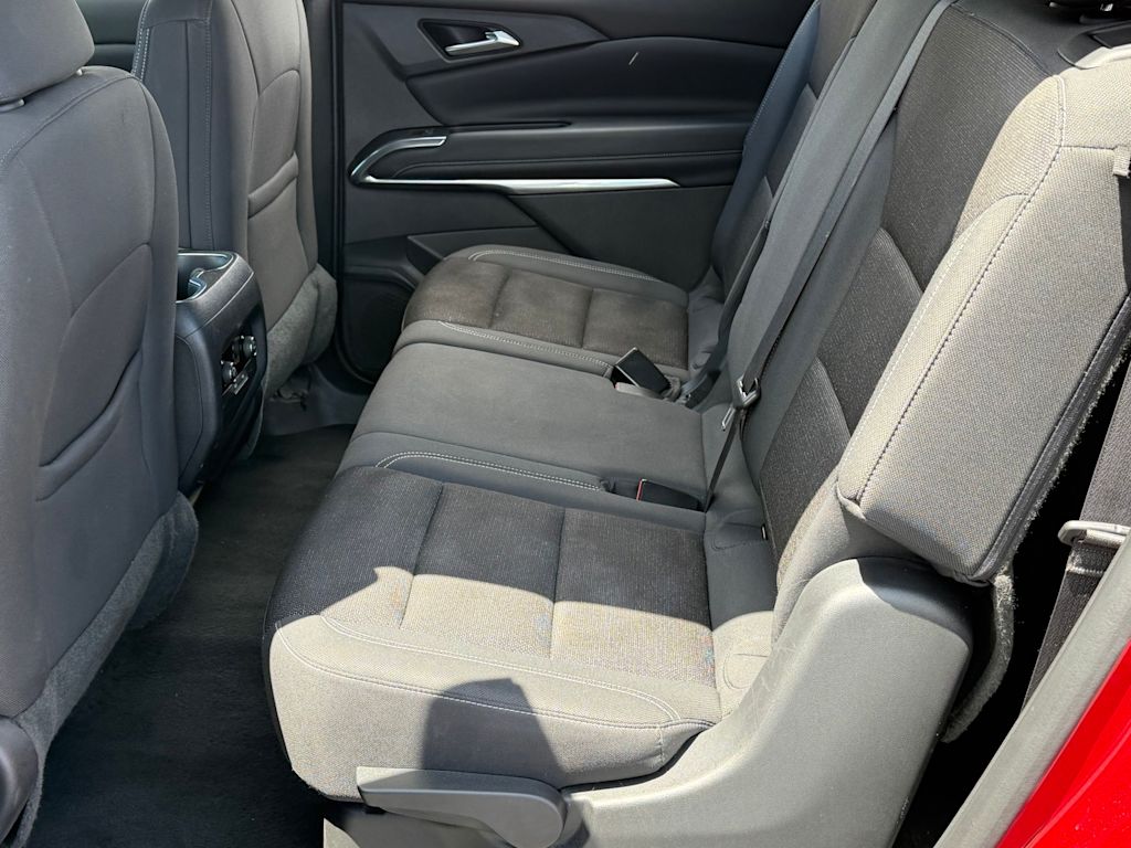 Thumbnail: 2024 Chevrolet Traverse - 12
