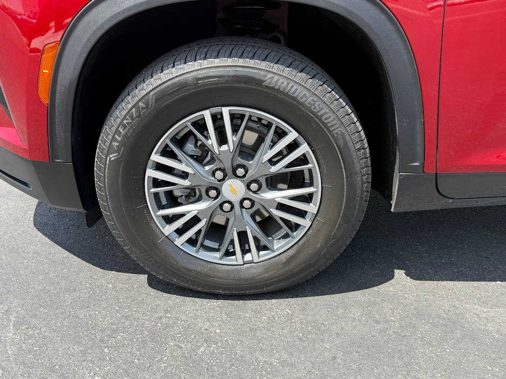 Thumbnail: 2024 Chevrolet Traverse - 8