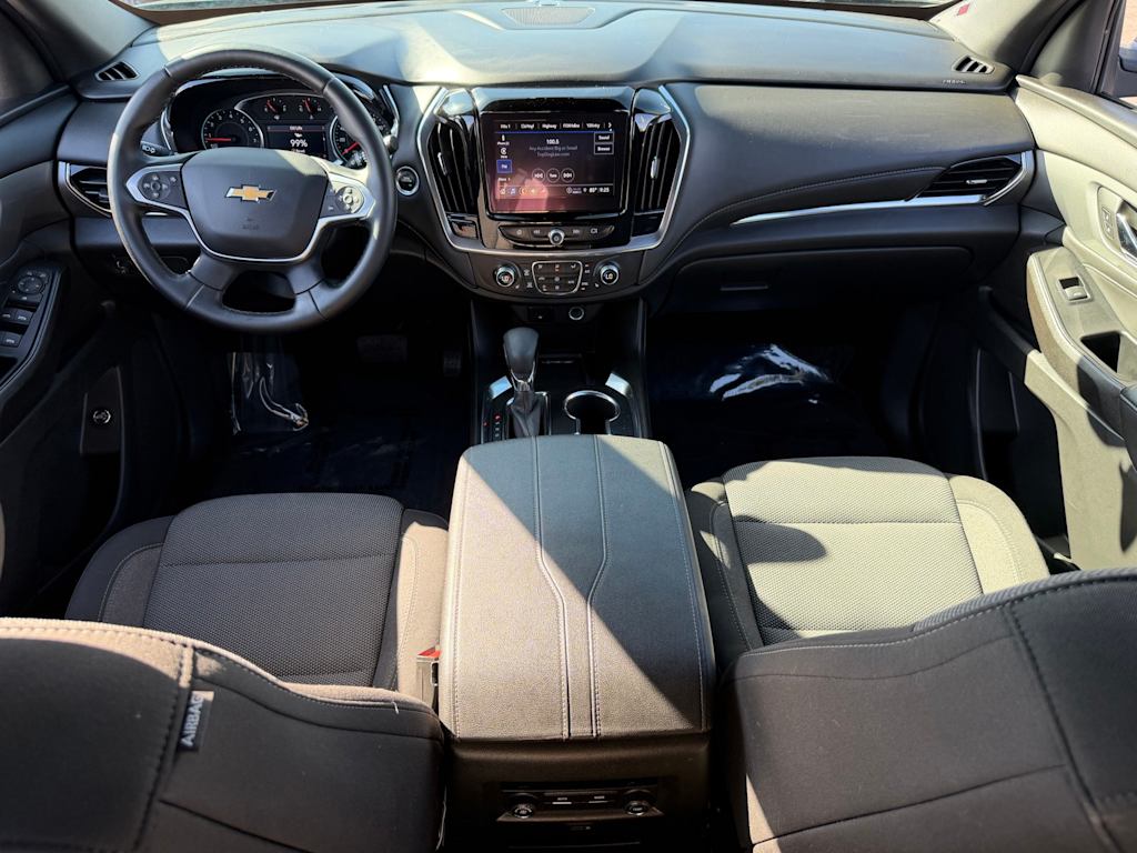 Thumbnail: 2023 Chevrolet Traverse - 2